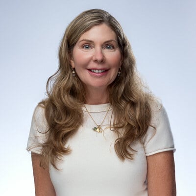 Deanna J. Renz